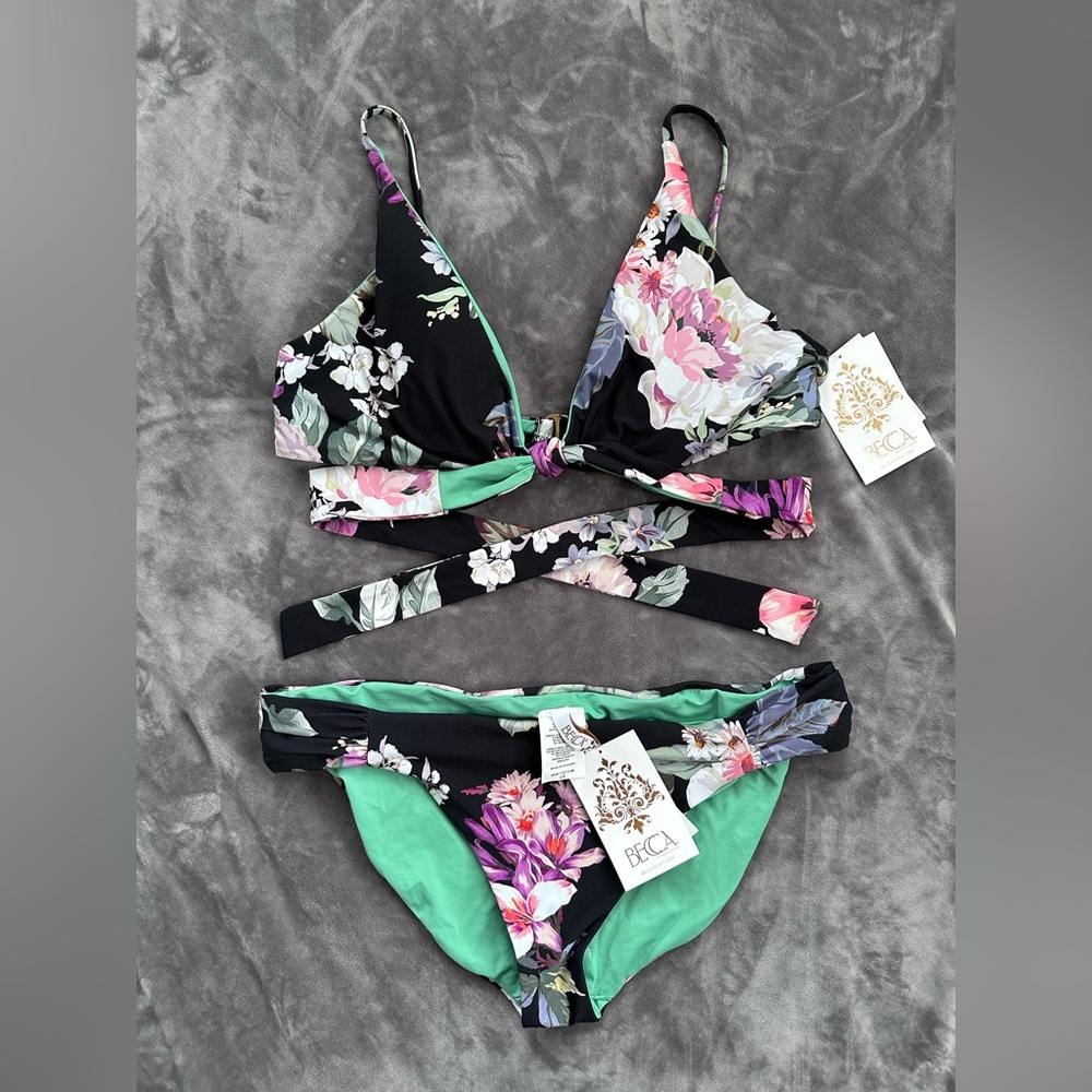 NWT Becca bikini